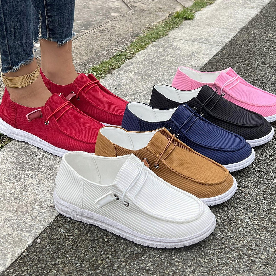 Casual slip-on sneakers for women with non-slip sole and breathable upper Lune London