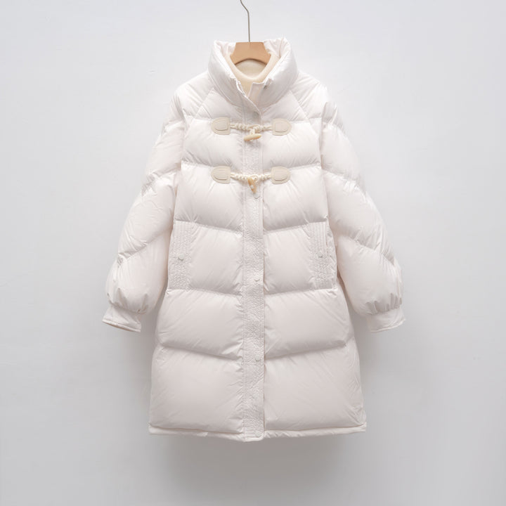 Elegant long coat for women with integrated buttons and a voluminous cut Lune London