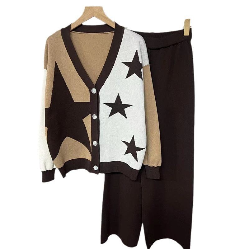 Lune London striking star-pattern women's knit set with button details