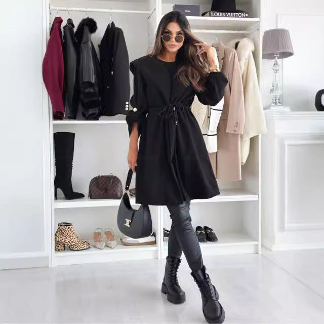 Mid-length fabric coat for women with hood and belt at the waist Lune London