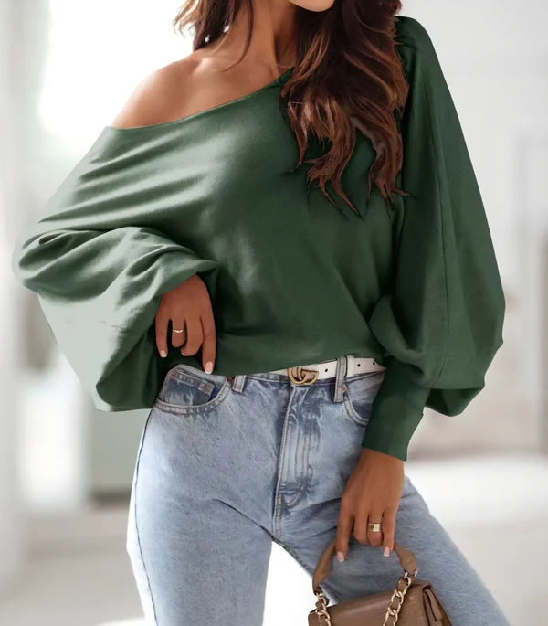 Pull oversized pour femmes avec une coupe asymétrique et un décolleté plongeant Lune London
