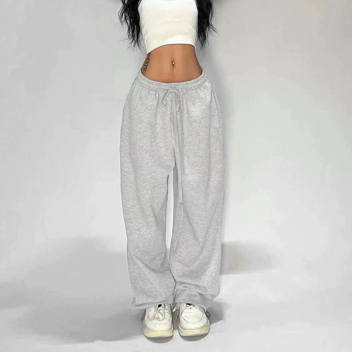 Women's comfortable Relaxed Fit leisure pants with high waistband and side pockets Chic & Stil