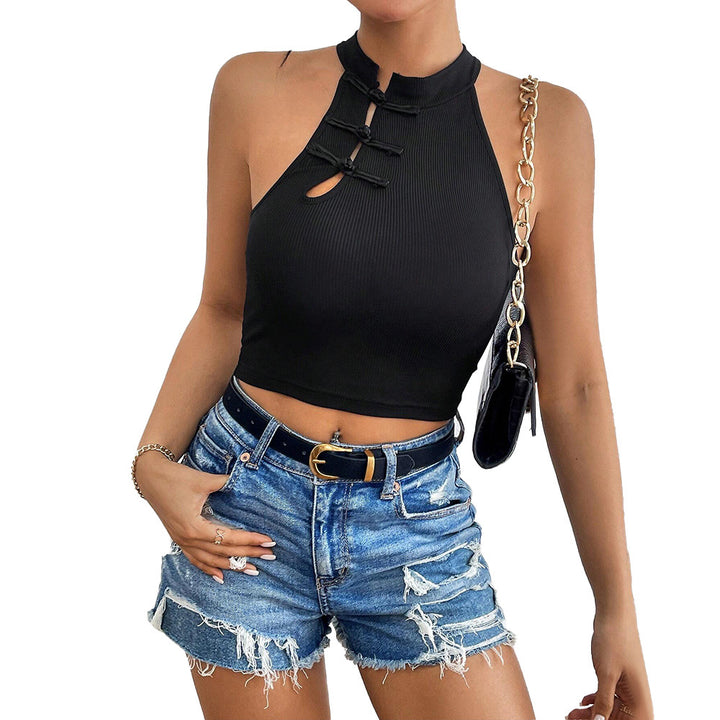 Elegant cropped top for women with practical button placket and high collar Chic & Stil
