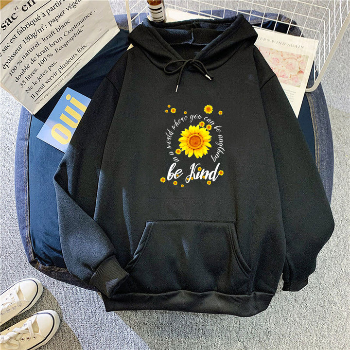 Women's hoodie with inspiring sunflower design Chic & Stil