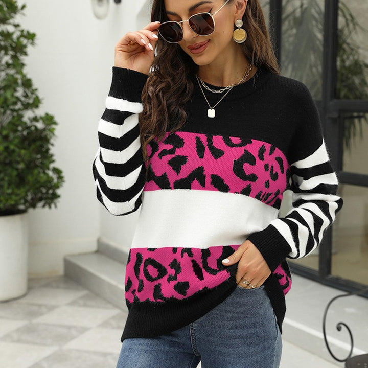 Women's sweater with animal patterns and striped sleeves Lune London
