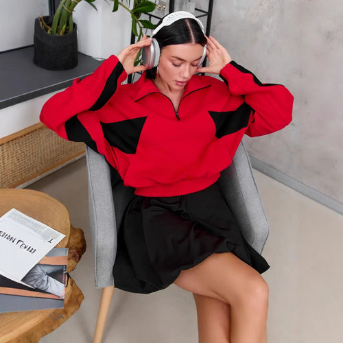 Casual sports leisure set for women with a relaxed fit and contrasting stripes Lune London