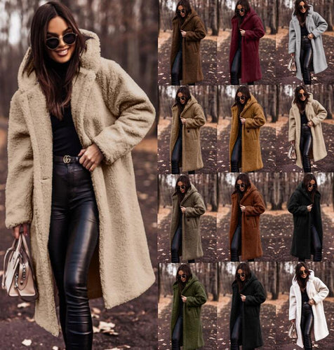 Teddy coat for women with generous cut and practical pockets Lune London