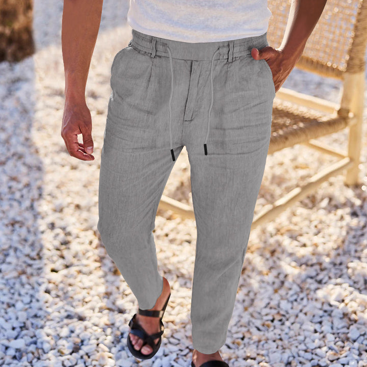Comfortable chino pants for men with elastic waist and practical pockets Lune London