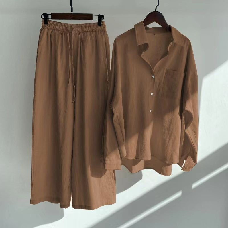 Two-piece casual set for women consisting of a loose top and comfortable pants Lune London