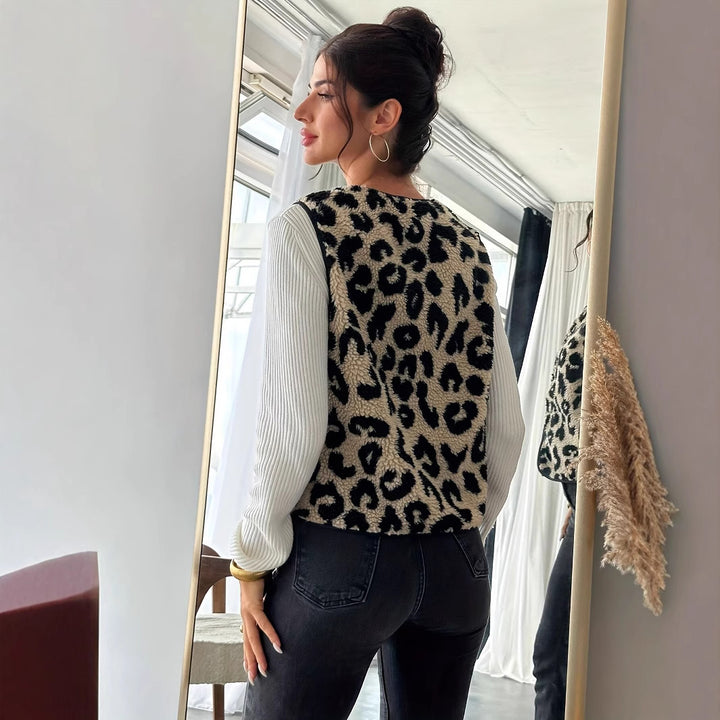 Ladies Chic and Stylish Leopard Print Plush Gilet