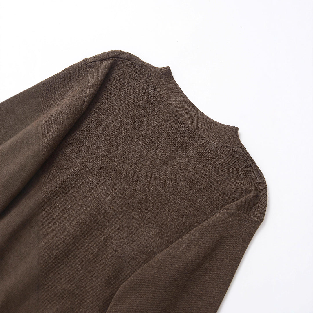 Knitted jacket for women with deep V-neck and practical pockets Lune London