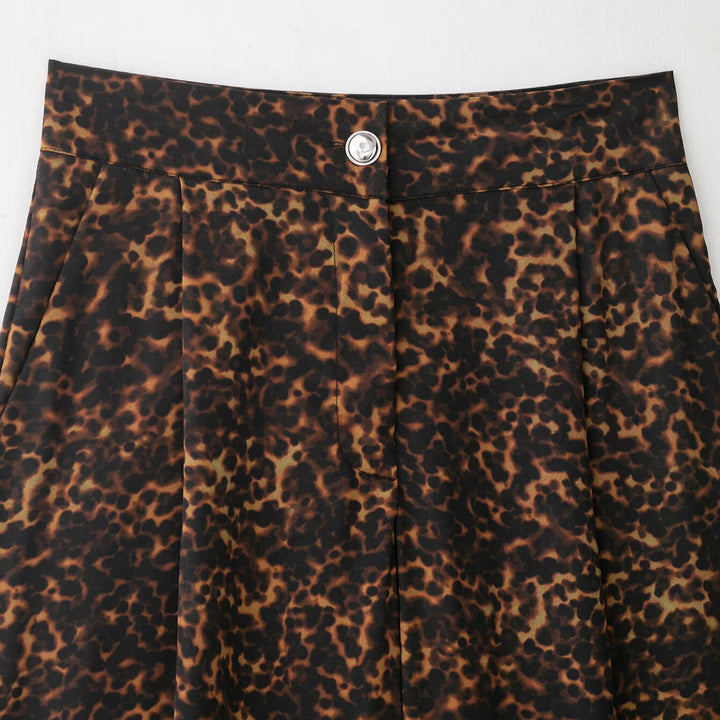 Women Loose Leopard Print Pants with Elastic Waist and High Pockets Lune London