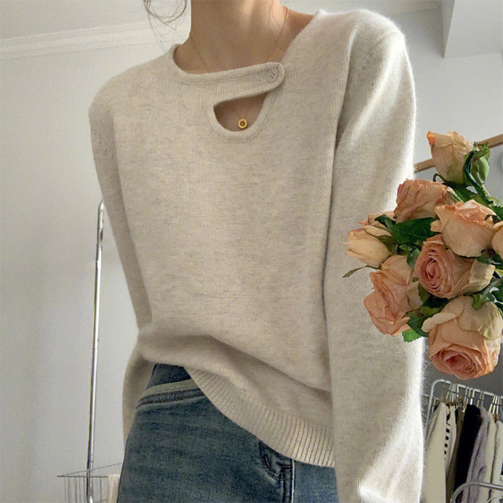 Pull femme avec détail de bouton innovant et coupe décontractée Chic & Stil