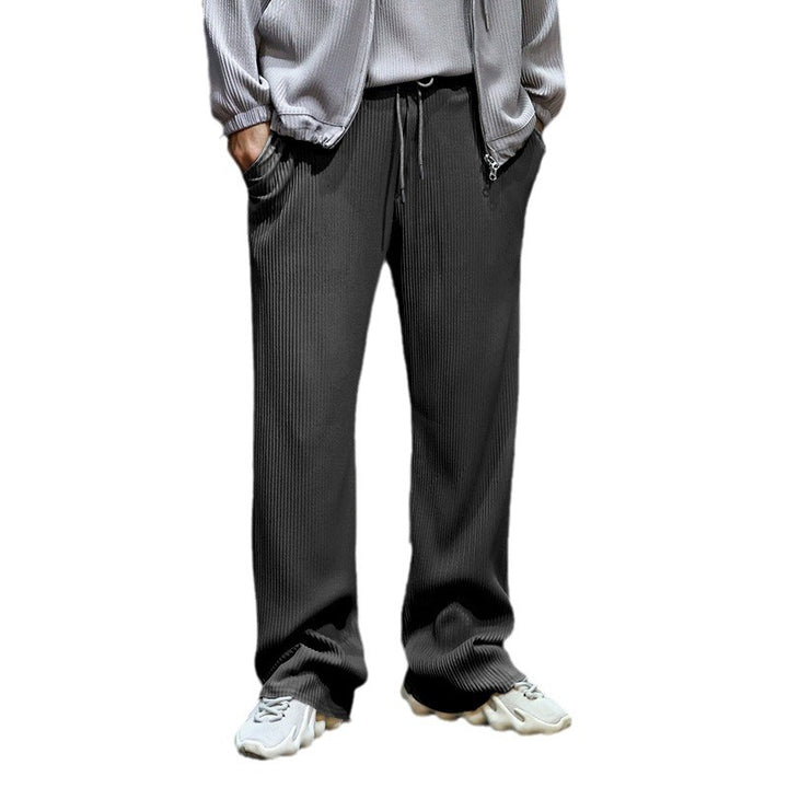 Casual knit pants for men with elastic waistband and practical side pockets Lune London