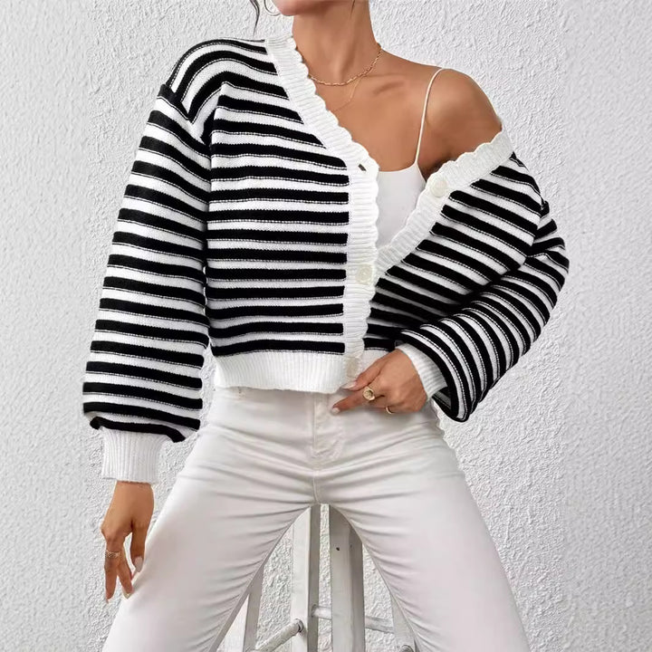 Lady cardigan with a modern striped pattern and voluminous sleeves Lune London