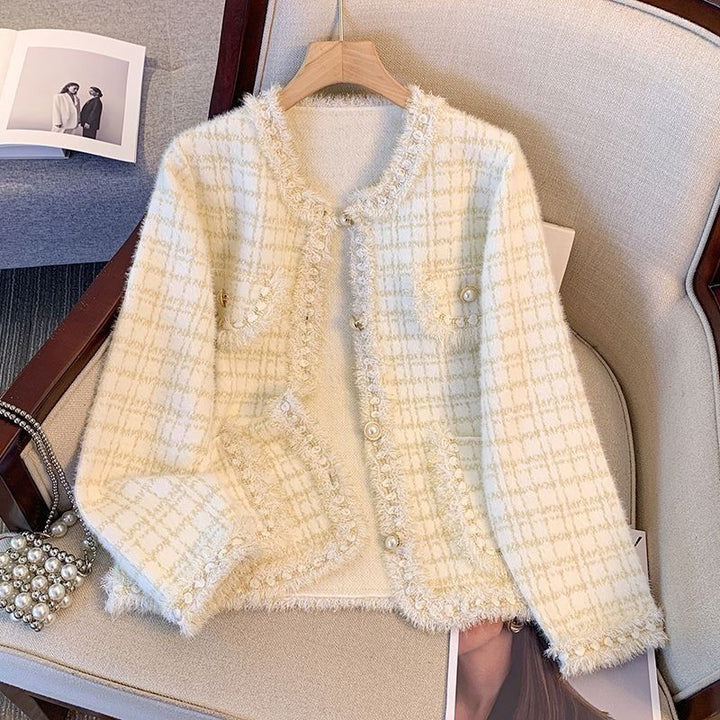 Cardigan confortable pour femmes avec perles décoratives et détails à franges Chic & Stil