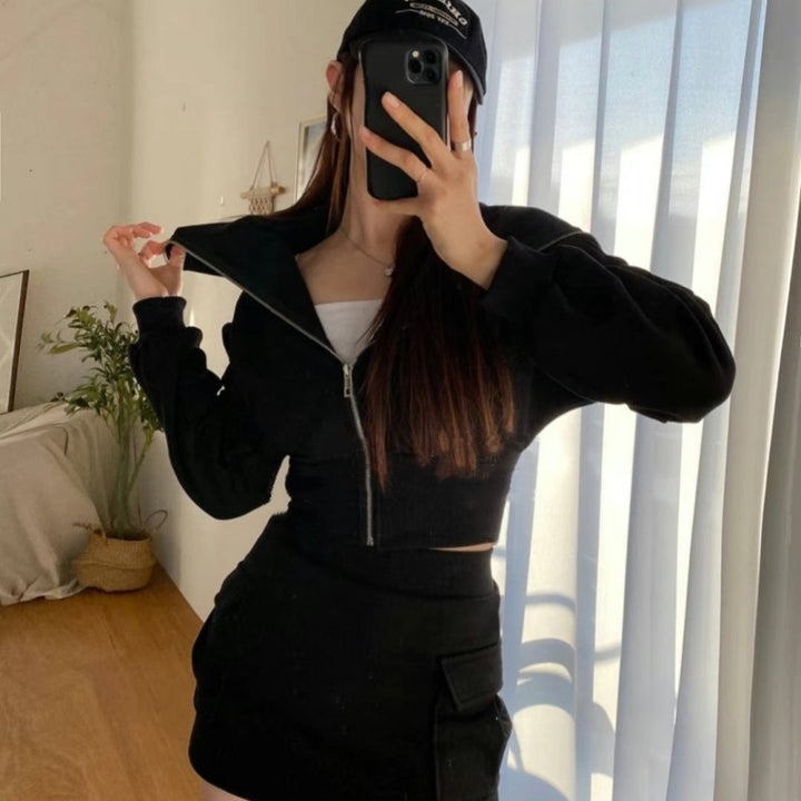 Ladies sporty hoodie dress with practical pockets Chic & Stil