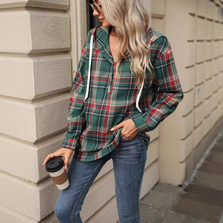 Checkered hooded blouse for women with practical button details and a relaxed fit Lune London