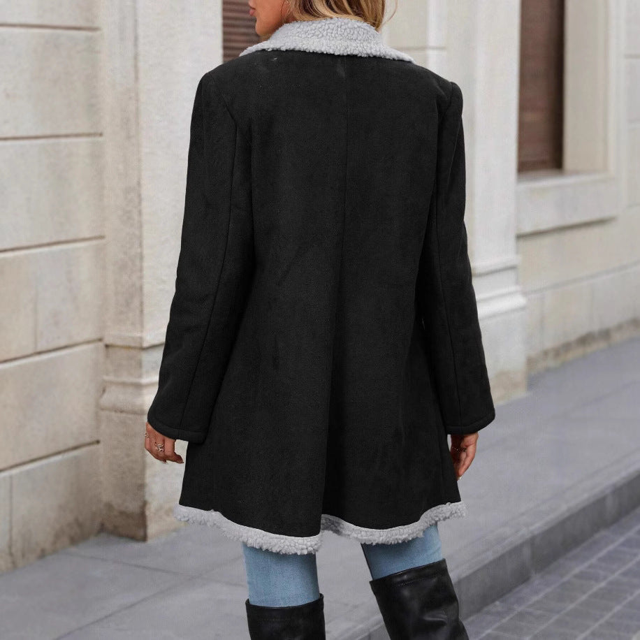 Ladies Luxe Teddy Jacket with double-breasted buttons and elegant appliqués Lune London