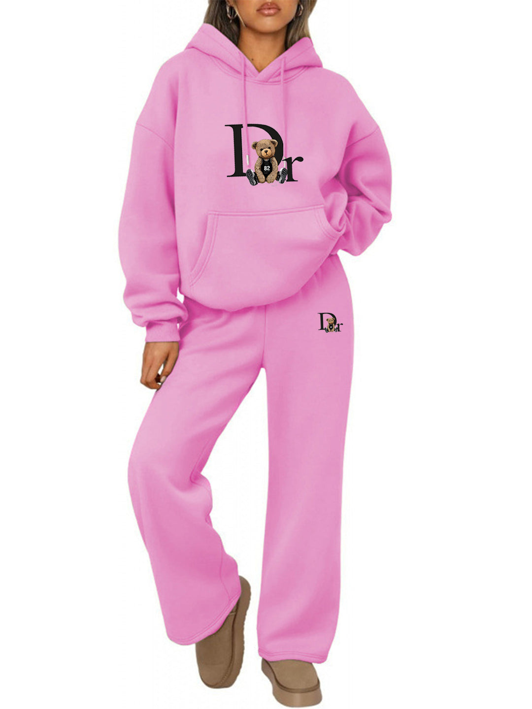 Women's casual hoodie suit with a charming bear motif and comfortable fit Chic & Stil