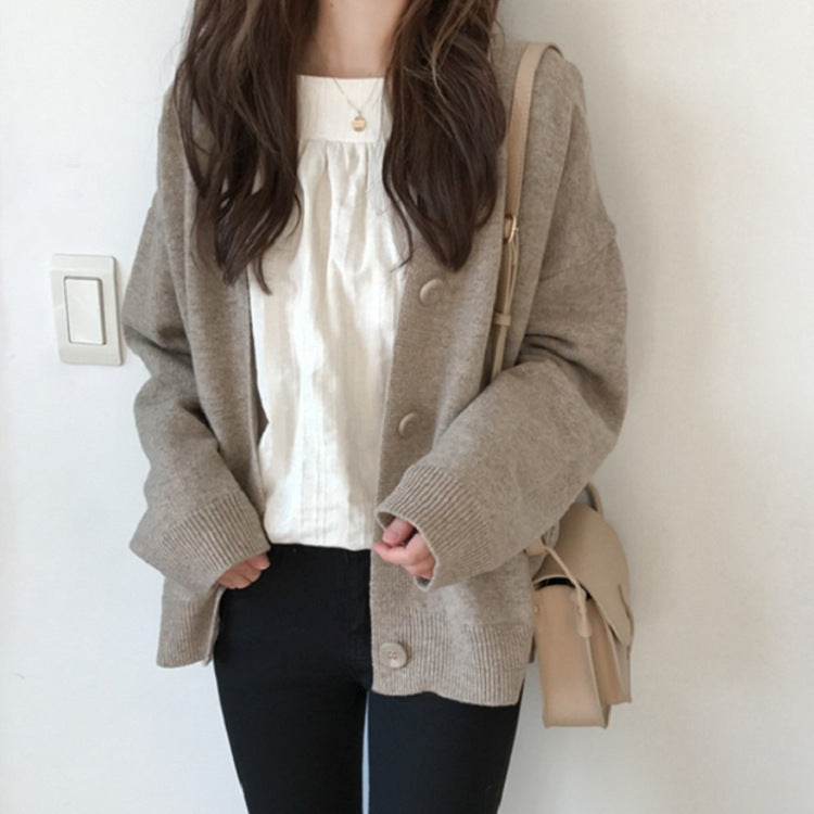 Knitted jacket for women with soft material and dropped shoulders Lune London