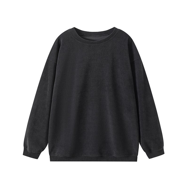 Comfortable and stylish sweater for women with ribbed structure Lune London