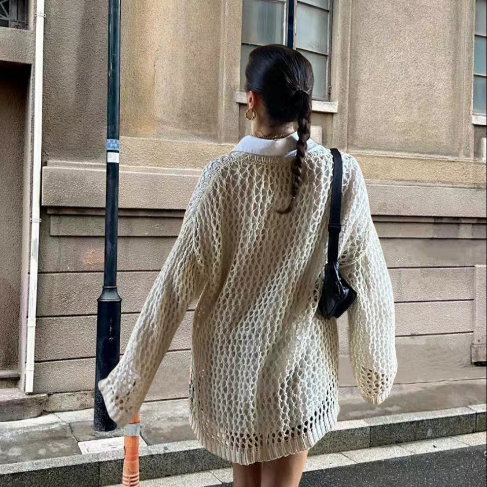 Knit sweater for women with an urban style and relaxed fit Lune London