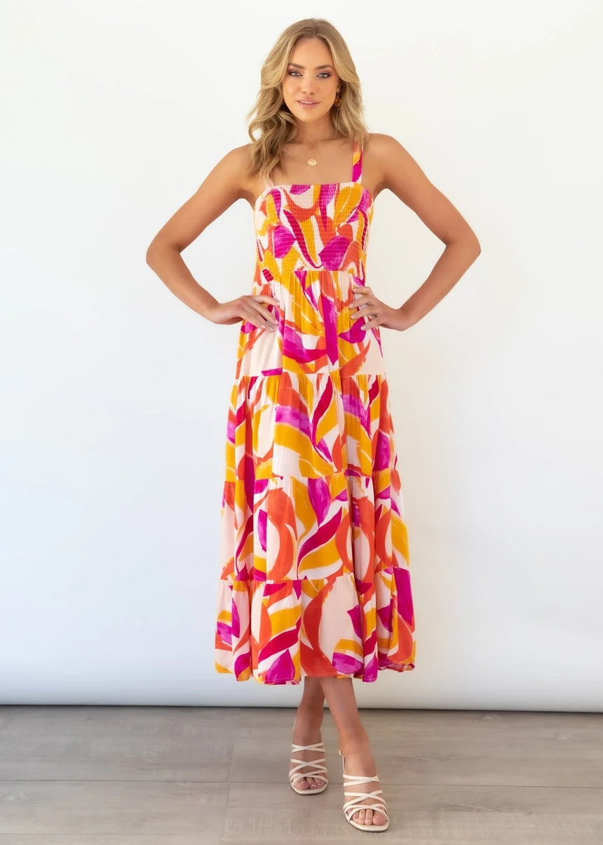 Women’s maxi dress with voluminous skirt and strapless shoulders Lune London
