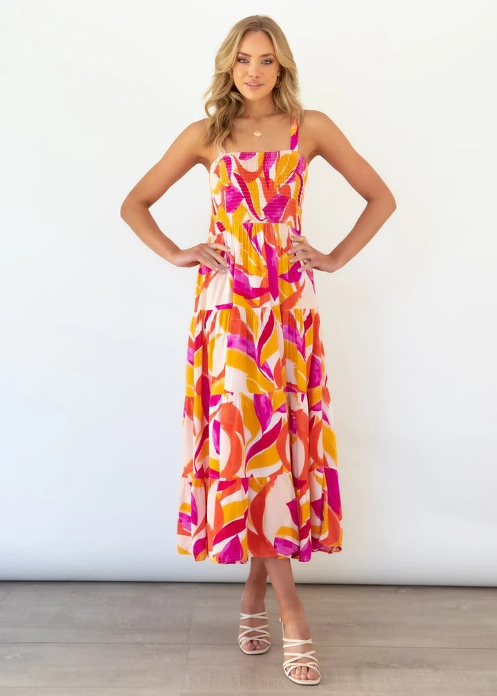 Women’s maxi dress with voluminous skirt and strapless shoulders Lune London