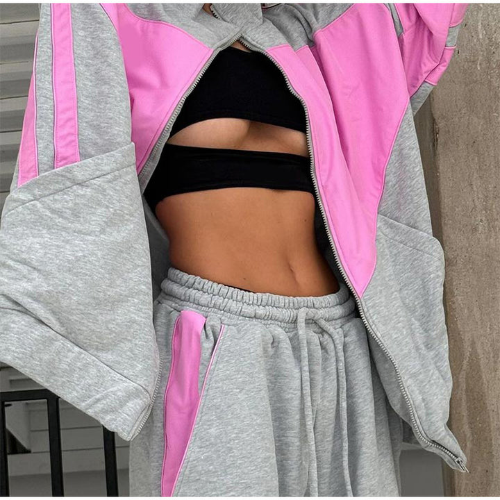 Ladies' sports set with contrasting colors and a high collar Lune London