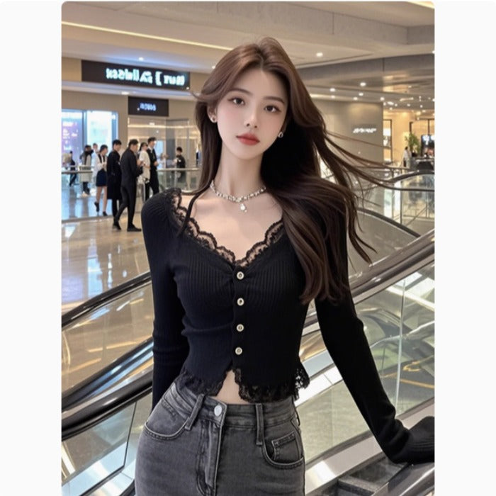 Women's elegant long sleeve shirt with lace trim Chic & Stil