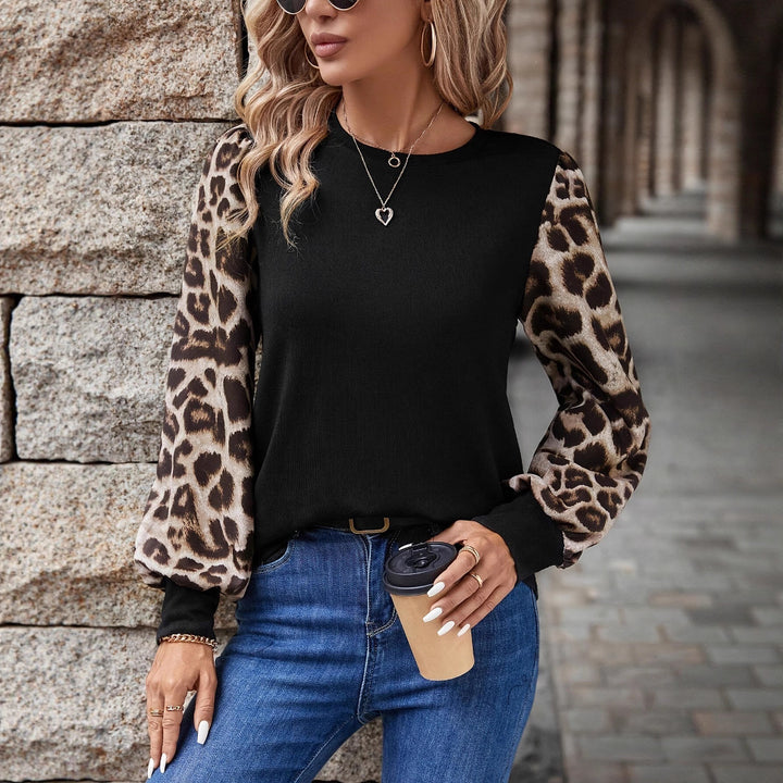 Lune London women's pullover with fashionable leopard sleeves