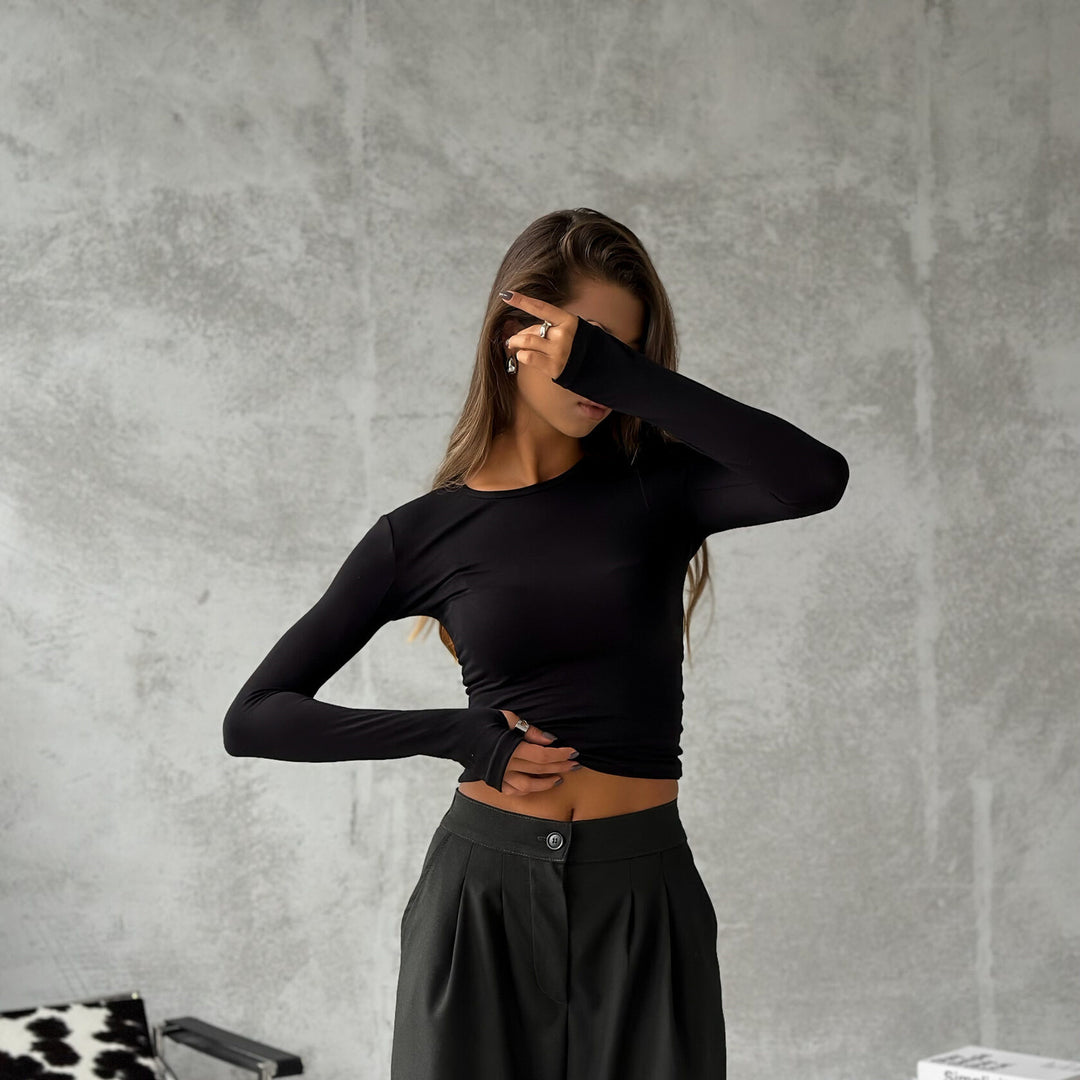 Fitted women's top in soft material with long sleeves Lune London