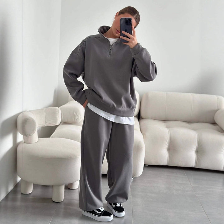 Ladies soft sweatshirt with high collar and relaxed fit Lune London