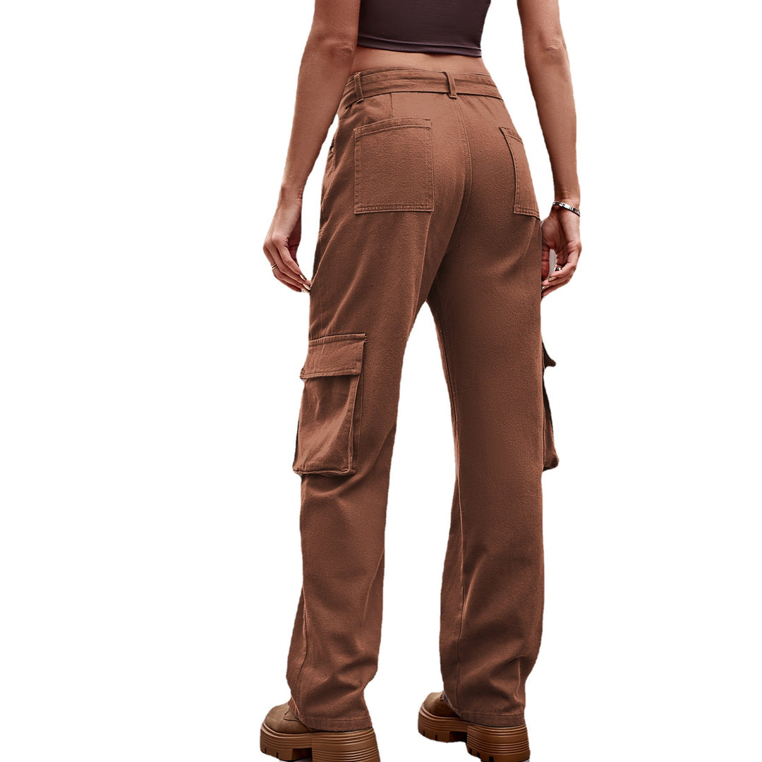 Casual women's cargo pants with practical pockets and a high waist Lune London