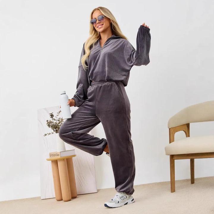 Ladies Velour Tracksuit with High Collar and Elastic Cuffs Chic & Stil