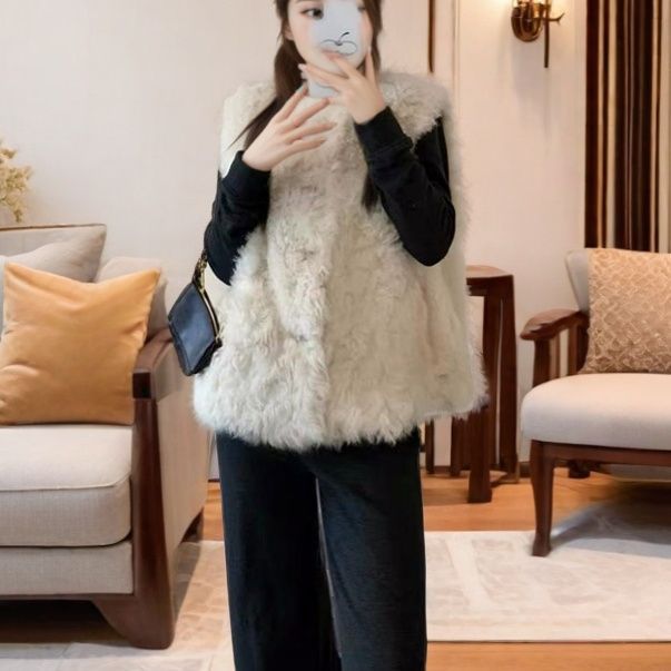 Gilet Doux pour Femmes avec Détails de Boutons Chic & Stil