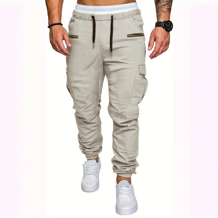 Lune London | Men's cargo jogging pants with elastic waistband and practical zip pockets