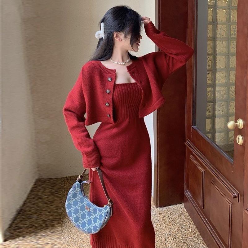 Robe tricotée pour femmes avec cardigan assorti et design à boutons Chic & Stil