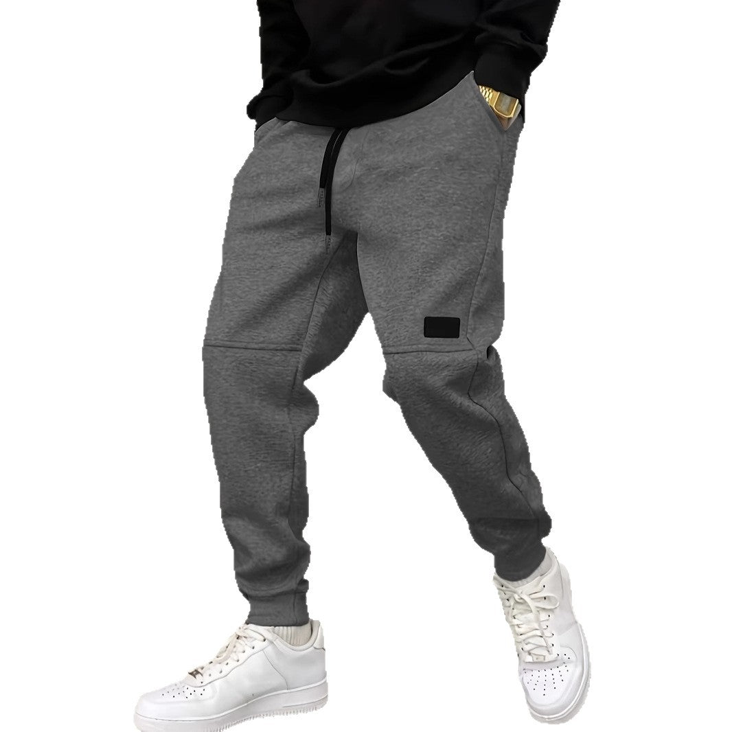 Men's sporty sweatpants with innovative pockets Lune London