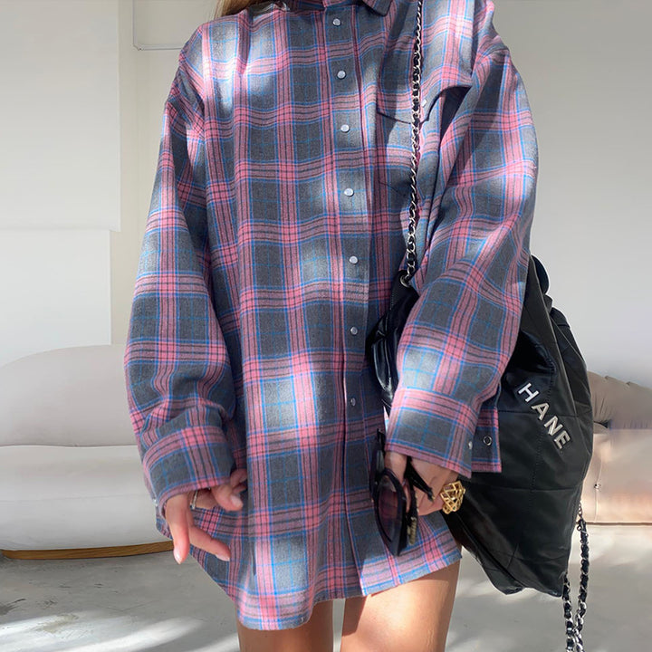 Casual plaid cotton shirt for women with a generous fit Lune London