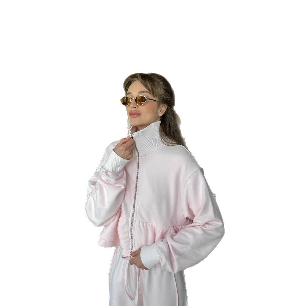 Casual hoodie for women with cropped fit and pockets Lune London