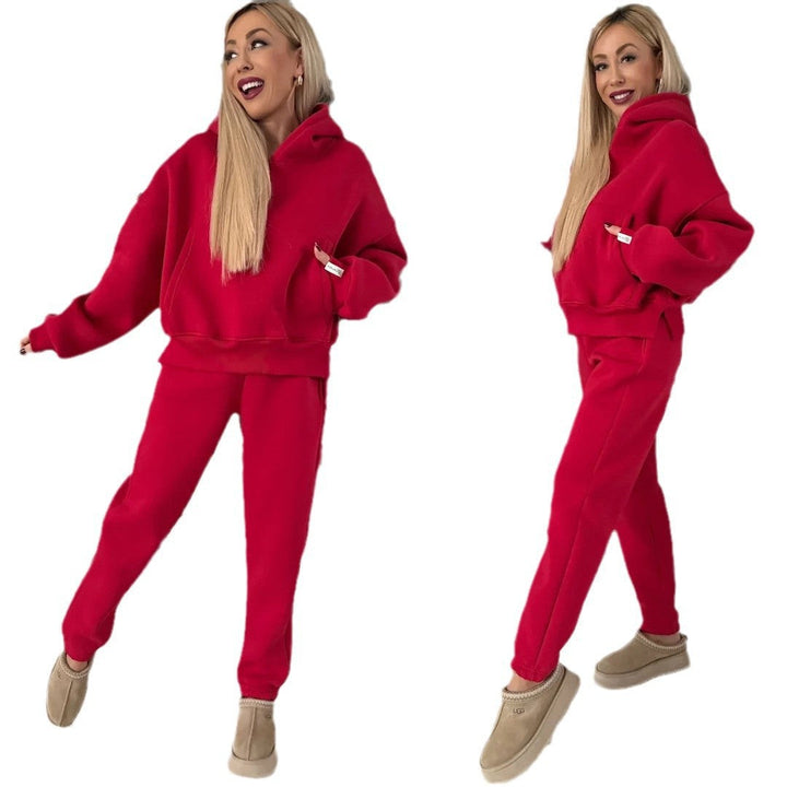 Women's Casual Loungewear Set with Hoodie and Jogging Pants Made Of Soft Fleece Lune London