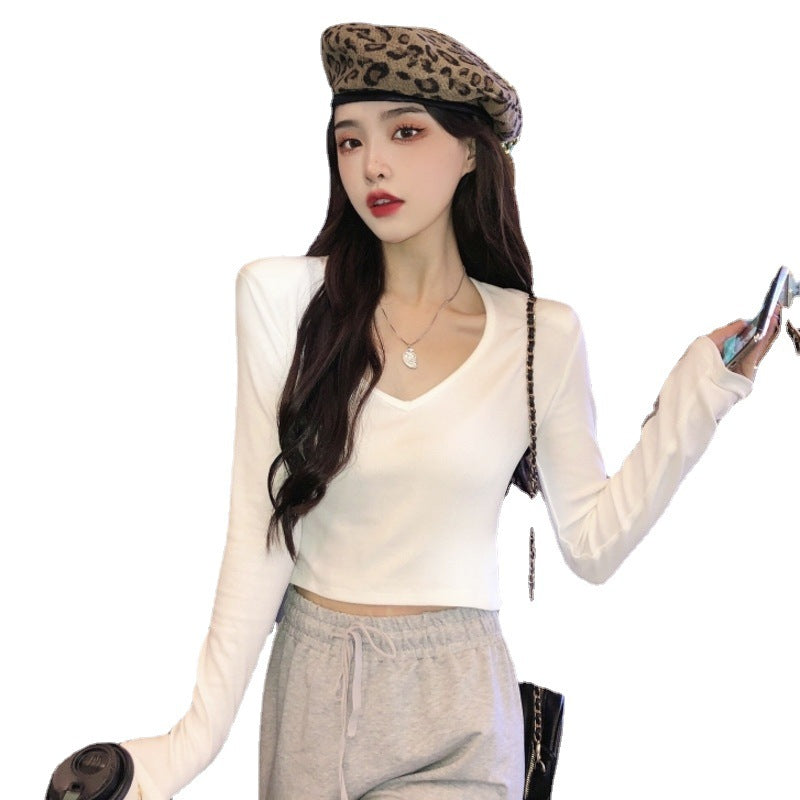 Women Cropped Long Sleeve Shirt with Fashionable V-Neck and Comfortable Materials Lune London