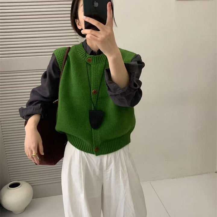 Gilet tricoté pour femme avec fermeture à boutons et coupe tendance Chic & Stil