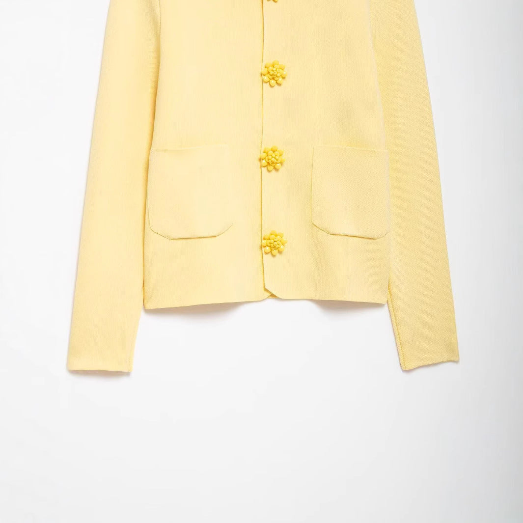 Elegant cardigan for women with decorative buttons Lune London
