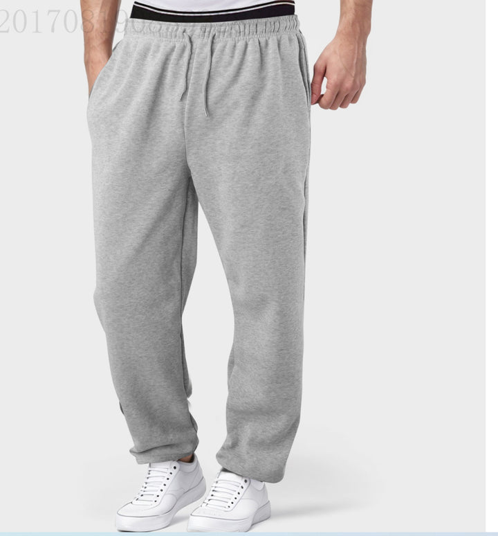 Men's comfortable sweatpants with elastic waistband and side pockets Chic & Stil