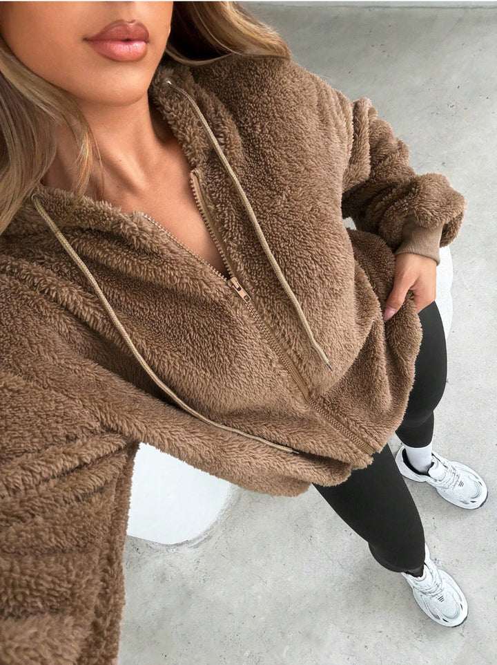 Ladies Cozy Fleece Jacket with Kangaroo Pocket and Hood Lune London