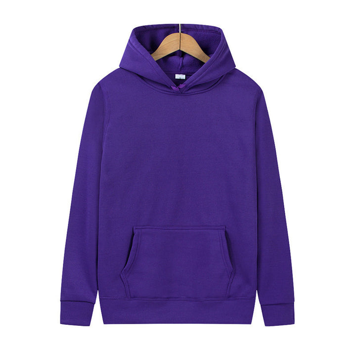 Women's hoodie with soft interior and practical kangaroo pocket Lune London
