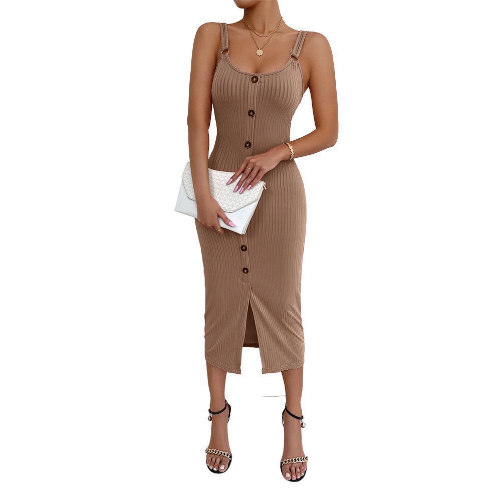 Women's knee-length fitted dress with button placket and slit Lune London